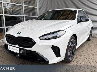 Gebraucht BMW M135 Efficient Dynamics 301 PS (221 kW) 2024 Alpinweiß uni Kleinwagen