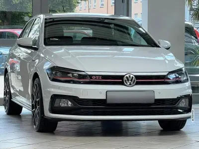 Gebraucht VW Polo GTI 200 PS (147 kW) 2019 Weiß metallic Kleinwagen