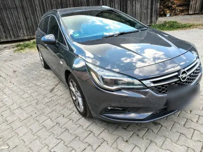 Gebraucht Opel Astra 136 PS (100 kW) 2016 Grau Kombi