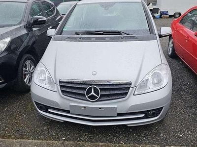 Gebraucht Mercedes A160 Elegance 95 PS (69 kW) 2011 Limousine
