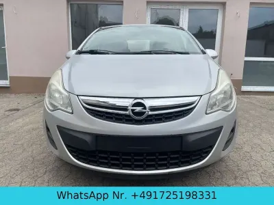 Gebraucht Opel Corsa Selection 75 PS (55 kW) 2013 Silber Kleinwagen