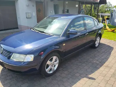 Gebraucht VW Passat 101 PS (74 kW) 1999 Blau Limousine