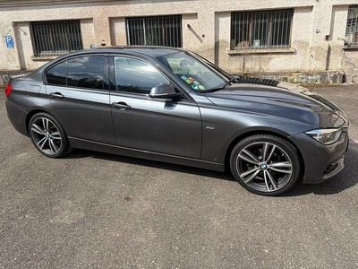 Gebraucht BMW 320 Sport Line 190 PS (139 kW) 2017 Grau Limousine