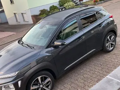 Gebraucht Hyundai Kona Trend 177 PS (130 kW) 2018 Andere farben SUV