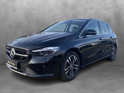 Lack kosmosschwarz Gebraucht 2024 Mercedes B180 Advanced Van / Kleinbus | 26.240 € (Guter Preis)