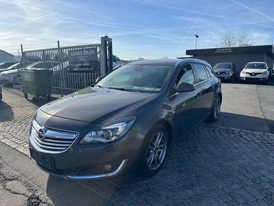Gebraucht Opel Insignia Edition 140 PS (102 kW) 2014 Grau Kombi