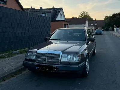 Gebraucht Mercedes 300 188 PS (138 kW) 1990 Andere farben Limousine