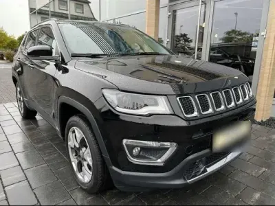 Gebraucht Jeep Compass 140 PS (102 kW) 2017 Schwarz SUV