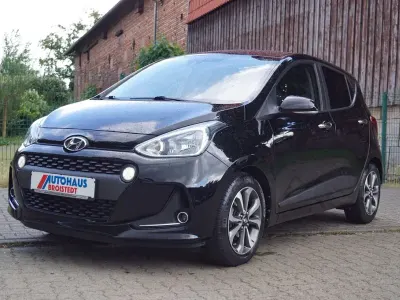 Gebraucht Hyundai i10 Style 87 PS (63 kW) 2019 Schwarz Kleinwagen