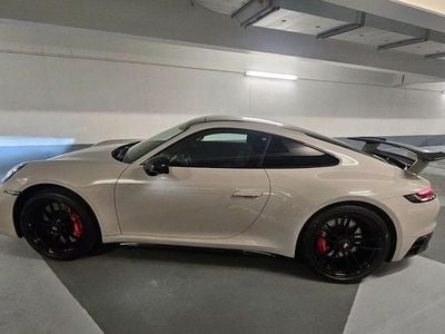 Porsche 911 Carrera GTS