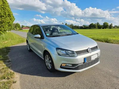 Gebraucht VW Polo 90 PS (66 kW) 2015 Silber Kleinwagen