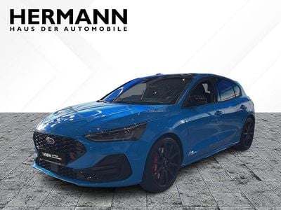 Nuova Ford Focus ST 280 CV (205 kW) 2025 Blu Berlina