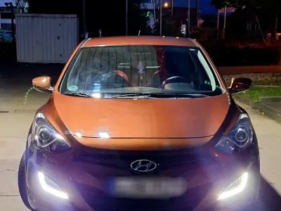Gebraucht Hyundai i30 99 PS (72 kW) 2013 Andere farben Kleinwagen