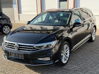 Usata VW Passat R-line 190 CV (139 kW) 2020 Nero Station wagon
