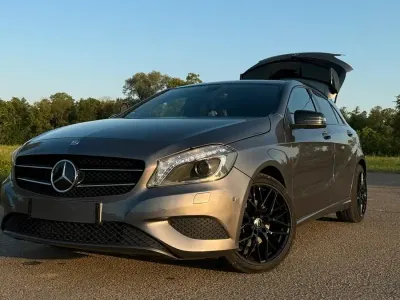 Gebraucht Mercedes A200 136 PS (100 kW) 2012 Silber Kleinwagen