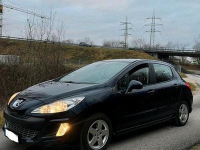 Blau Gebraucht 2009 Peugeot 308 Limousine | 3.650 € (Fairer Preis)