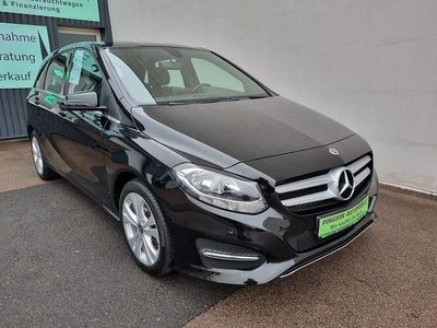Gebraucht Mercedes B180 Urban 122 PS (89 kW) 2017 Schwarz Van / Kleinbus