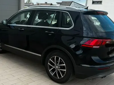 Gebraucht VW Tiguan 150 PS (110 kW) 2017 Schwarz SUV