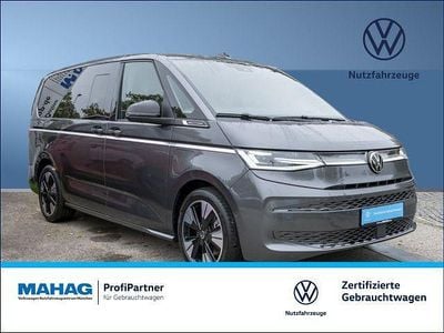 Gebraucht VW Multivan Style 177 PS (130 kW) 2025 Grau Van