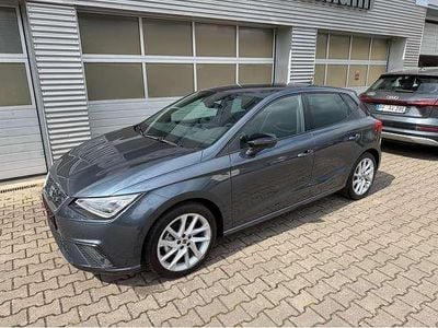 Usata Seat Ibiza FR 110 CV (80 kW) 2023 Grigio Utilitaria