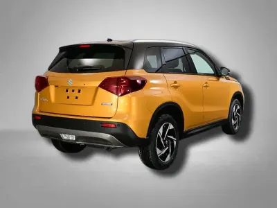 Neu Suzuki Vitara Comfort+ 110 PS (80 kW) 2026 Solar yellow pearl metallic / cosmic black pearl metallic SUV