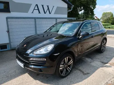 Gebraucht Porsche Cayenne S E-Hybrid 333 PS (244 kW) 2010 Schwarz SUV