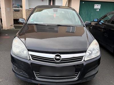 Gebraucht Opel Astra 90 PS (66 kW) 2007 Schwarz Kombi
