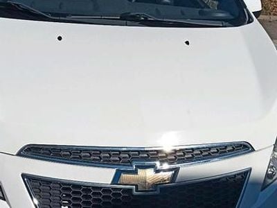 Gebraucht Chevrolet Spark 64 PS (47 kW) 2011 Weiß Kleinwagen