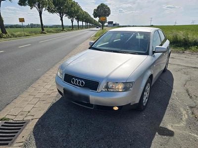 Gebraucht Audi A4 130 PS (95 kW) 2002 Silber Limousine