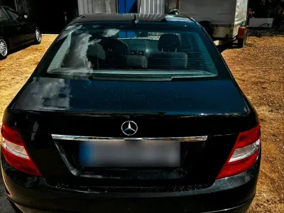 Gebraucht Mercedes C180 156 PS (114 kW) 2007 Schwarz Limousine