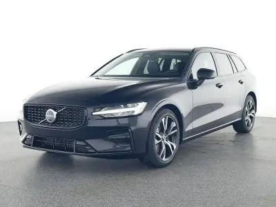 Gebraucht Volvo V60 Plus 197 PS (144 kW) 2025 Schwarz Kombi
