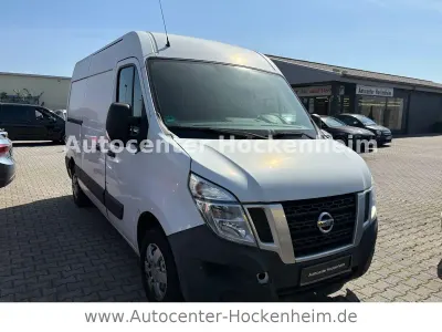 Gebraucht Nissan NV400 131 PS (96 kW) 2017 Weiß Van