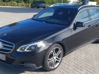 Używany Mercedes E220