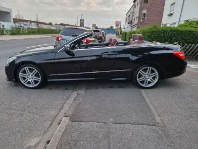 Usado Mercedes E200 AMG line 184 CV (135 kW) 2012 Negro Descapotable