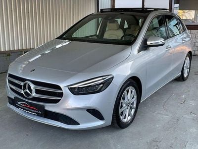Usata Mercedes B180 136 CV (100 kW) 2019 Argento Monovolume