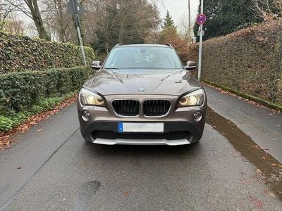 Braun Gebraucht 2012 BMW X1 SUV | 11.800 € (Fairer Preis)
