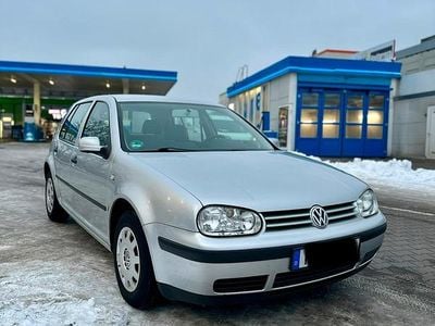 Andere farben Gebraucht 2001 VW Golf IV Kleinwagen | 2.350 € (Fairer Preis)
