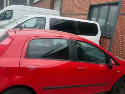 Gebraucht Fiat Punto 78 PS (57 kW) 2008 Rot Kleinwagen