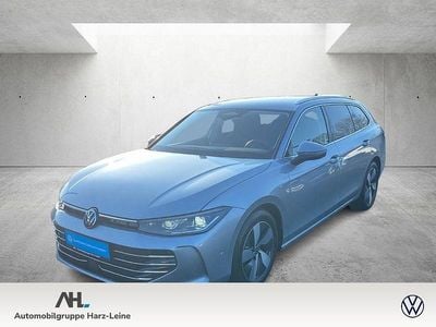 Gebraucht VW Passat Elegance 150 PS (110 kW) 2025 Silber Kombi