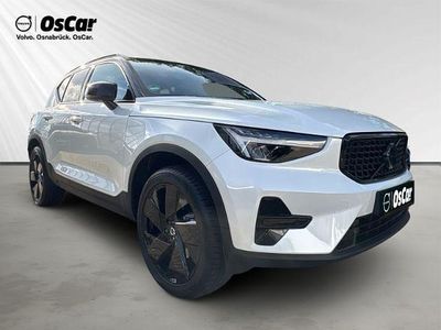 Neu Volvo XC40 Plus 163 PS (119 kW) 2025 Weiß SUV
