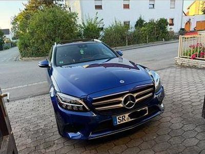 Gebraucht Mercedes C220 194 PS (142 kW) 2018 Blau Kombi