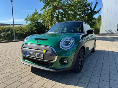 Gebraucht Mini Cooper SE 135 kW (184 PS) 2020 Grün Kleinwagen