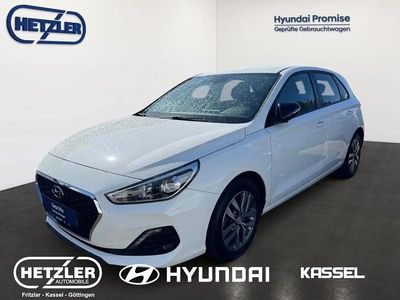 Gebraucht Hyundai i30 Trend 160 PS (117 kW) 2024 Atlas white / sol Limousine
