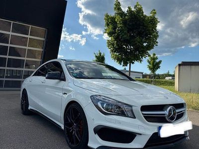 Mercedes CLA45 AMG