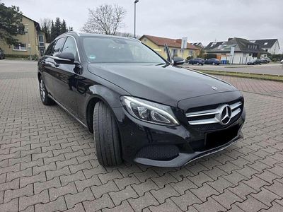 Gebraucht Mercedes C220 170 PS (125 kW) 2015 Schwarz Kombi