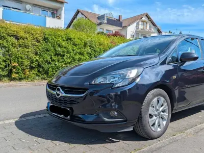 Usado Opel Corsa Edition 101 HP (74 kW) 2018 Azul Citadino
