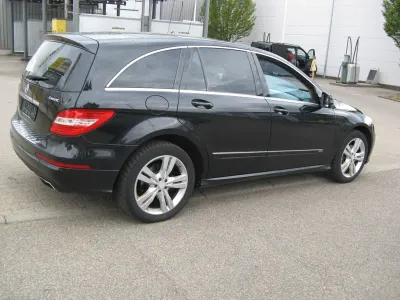 Gebraucht Mercedes R350 265 PS (194 kW) 2013 Schwarz Kombi