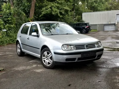 Gebraucht VW Golf IV 105 PS (77 kW) 2001 Silber Limousine