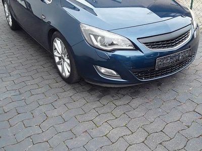 Gebraucht Opel Astra Sport 160 PS (117 kW) 2011 Blau Kombi