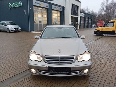 Gebraucht Mercedes C200 163 PS (119 kW) 2006 Grau Limousine